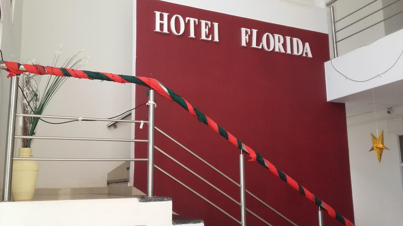 Hotel Florida Saladas エクステリア 写真